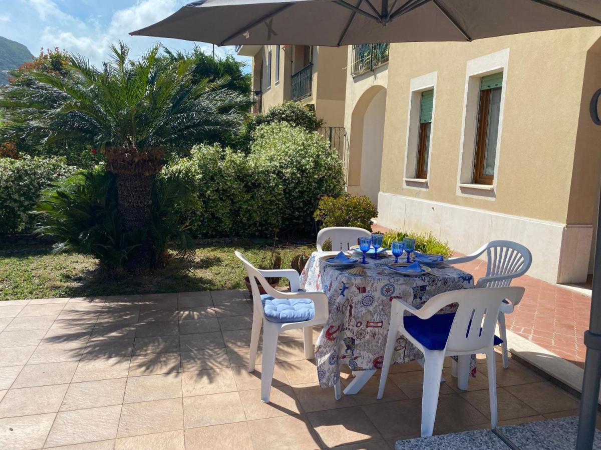 فينالي ليغوري Vivi La Mia Liguria - Esclusivo Appartamento Con Terrazzo E Giardino المظهر الخارجي الصورة